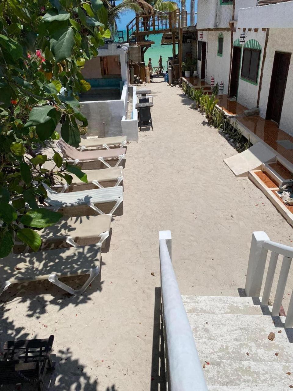Casa Victor Avila Isola Holbox Esterno foto